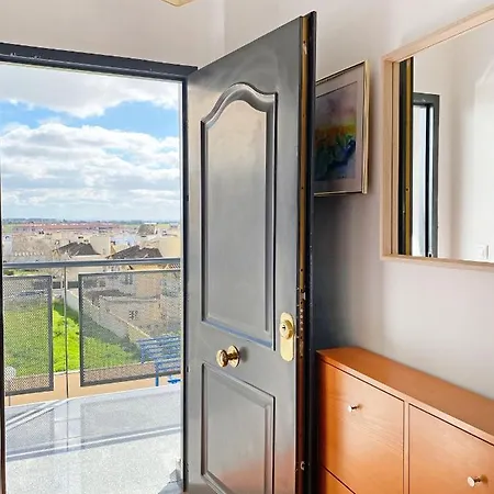 Apartamento Monarca * Bormujos